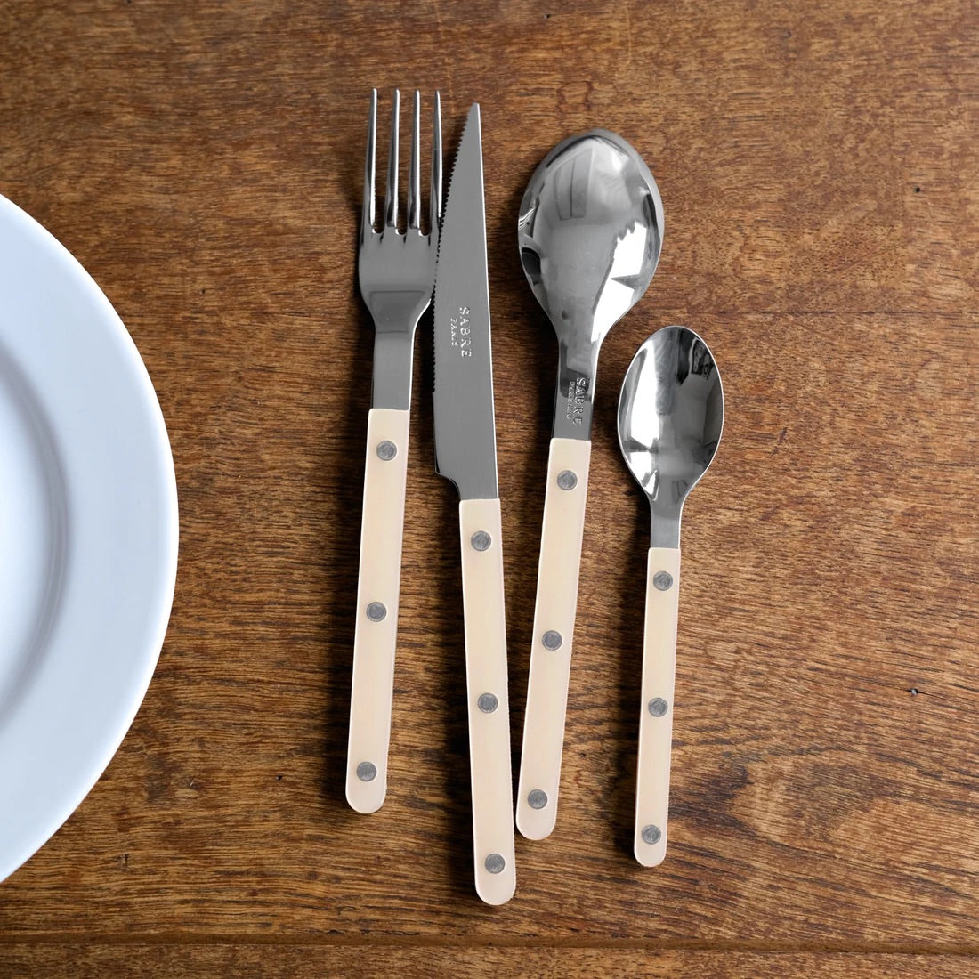 Sabre Paris | Bistrot Pearly Pearl Collection