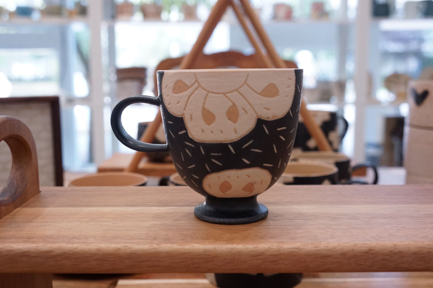 Jingdezhen | Yundou Flower Mug