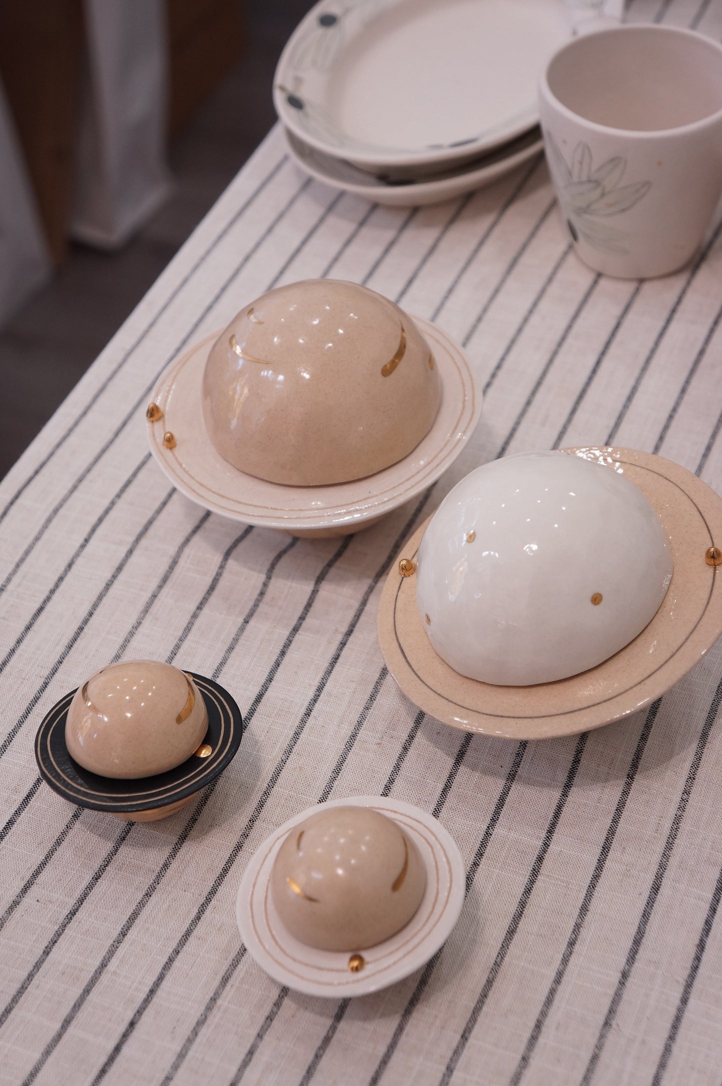 Jingdezhen | Fengying | Planet Collection Storage Container & Home Decor - Small Earth Tone/Black