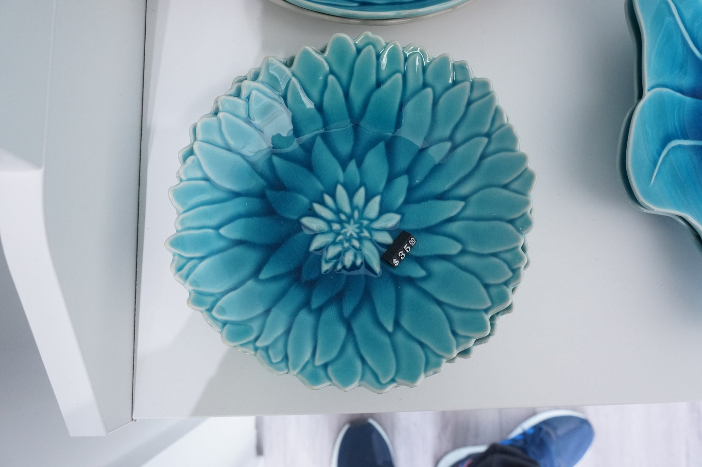 Seto Ware | Flower Plate - Blue Dalia