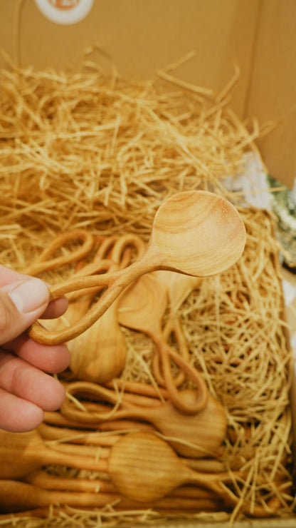 194 Craft House - Small Wooden Coffee/Tea Spoon