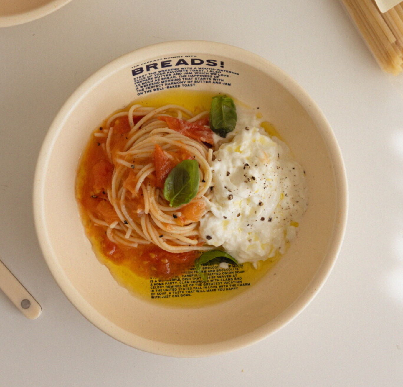 Momur | Weekend 8 Bread Bowl