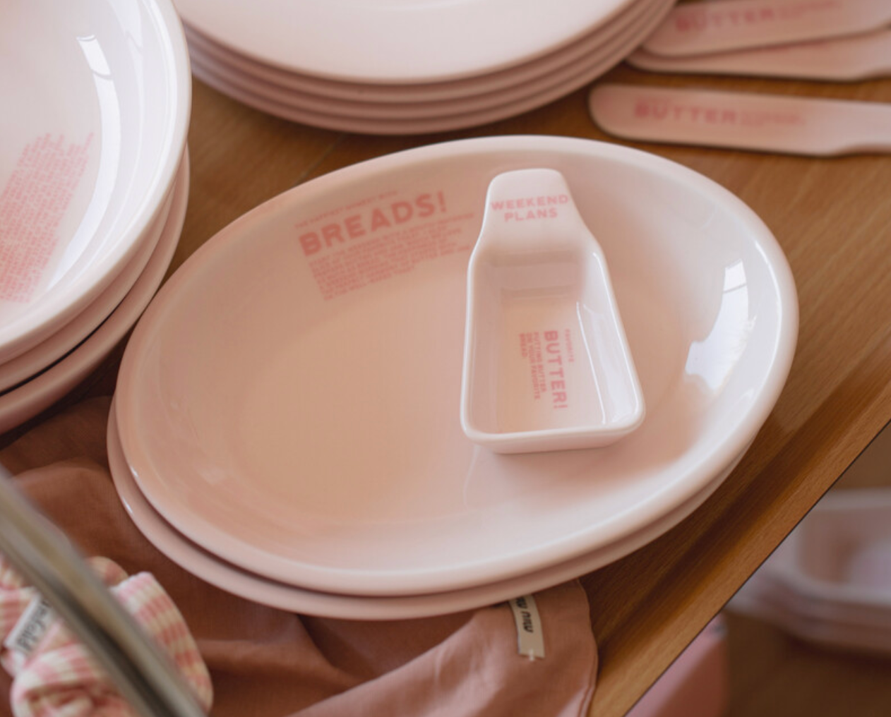 Momur | Weekend 8 Bread Oval Small Bowl