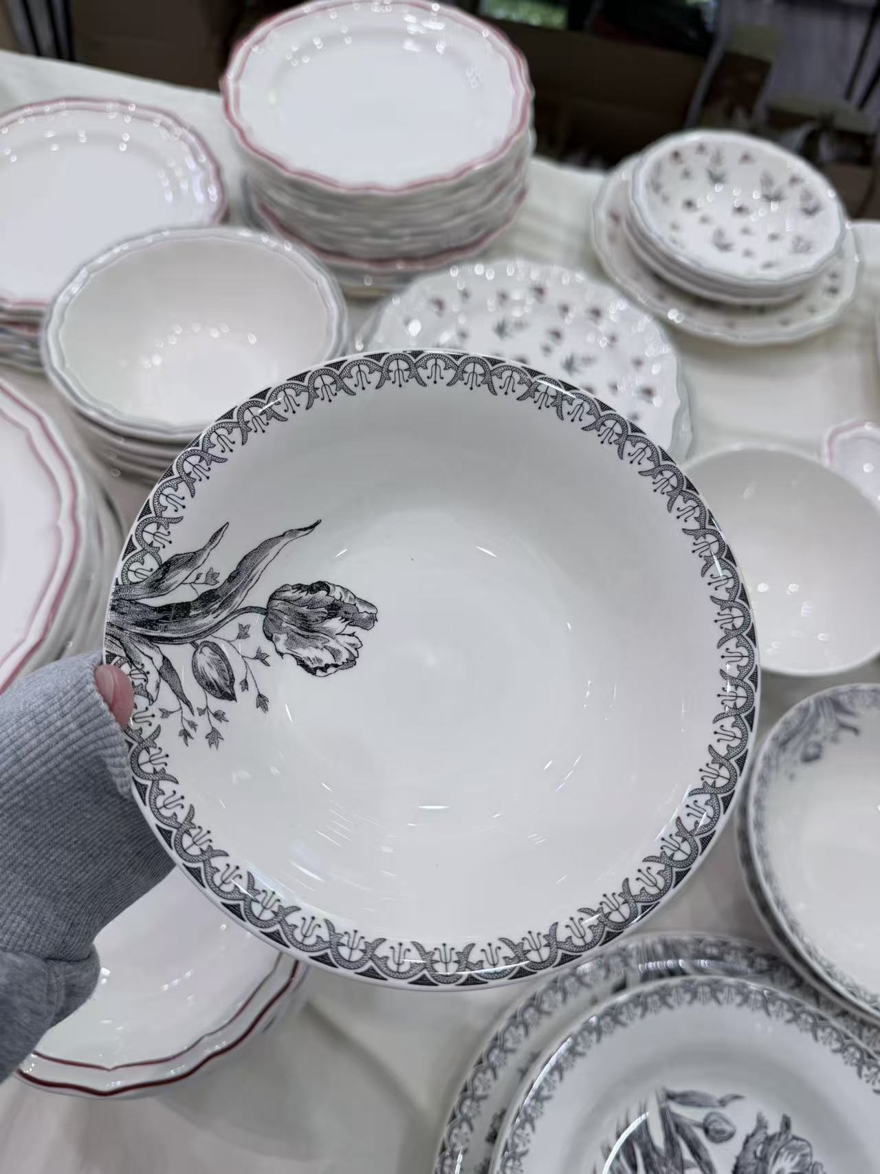 Gien Tulipes | Cereal Bowl (2 styles)