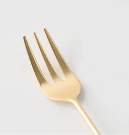 Tsubamesanjo | Cat Style Fork (2 colors)