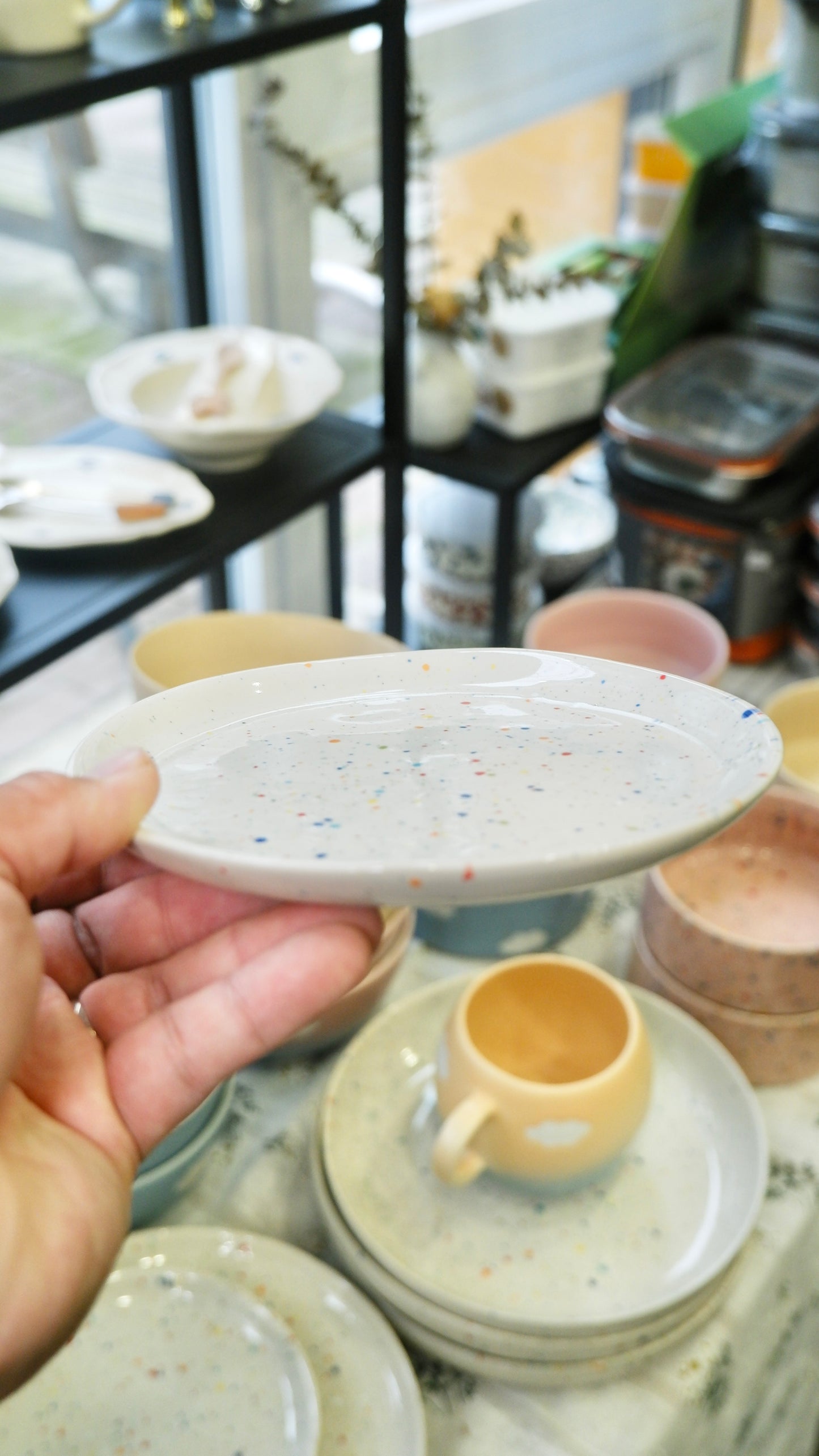 Egg Back Home｜New Party Series White 17cm Bread Plate