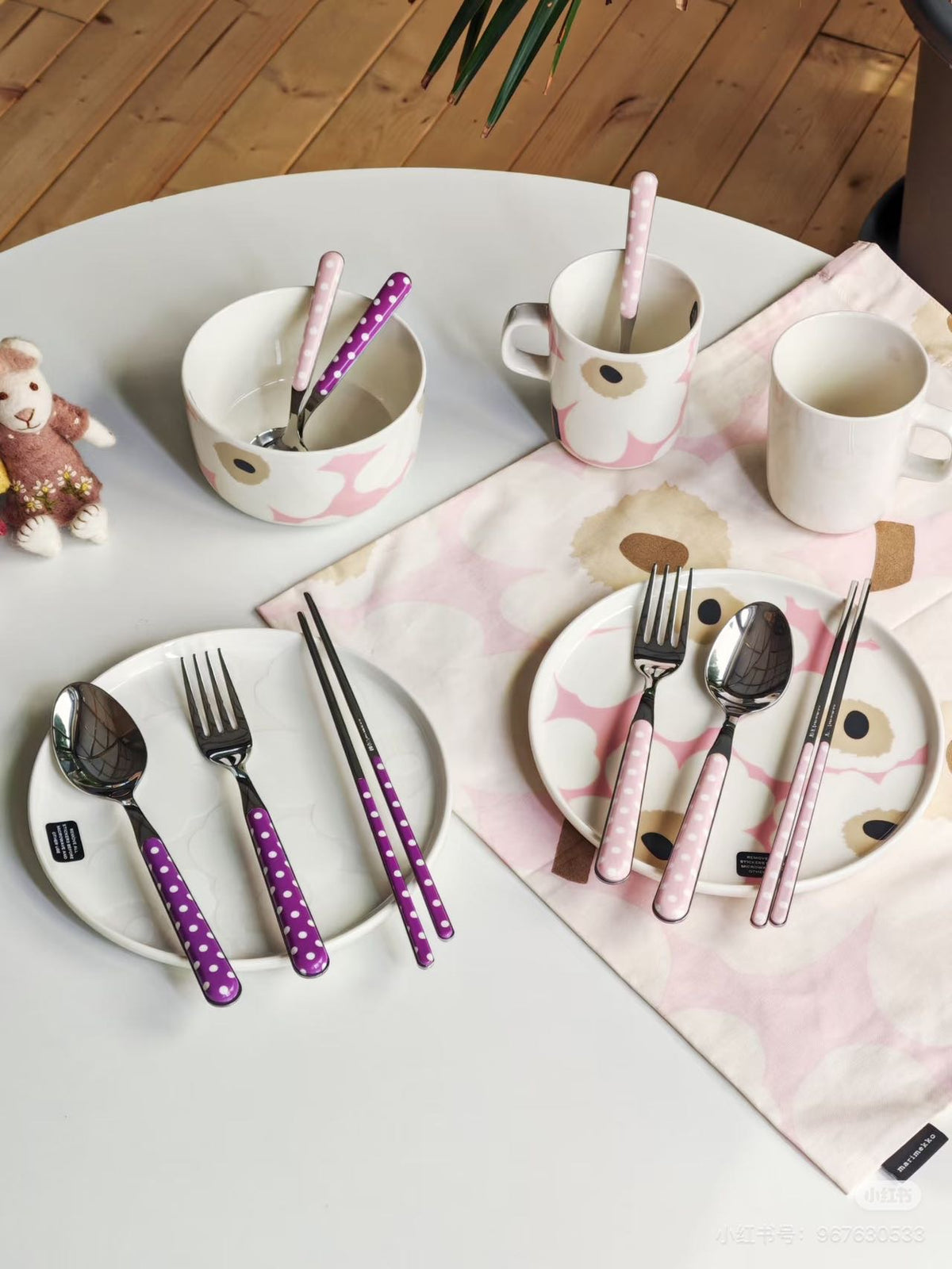 Neva Cultery - Pois Dotted Series Rose Pink