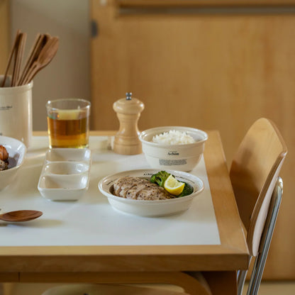 Momur | Weekend 9 Round plate