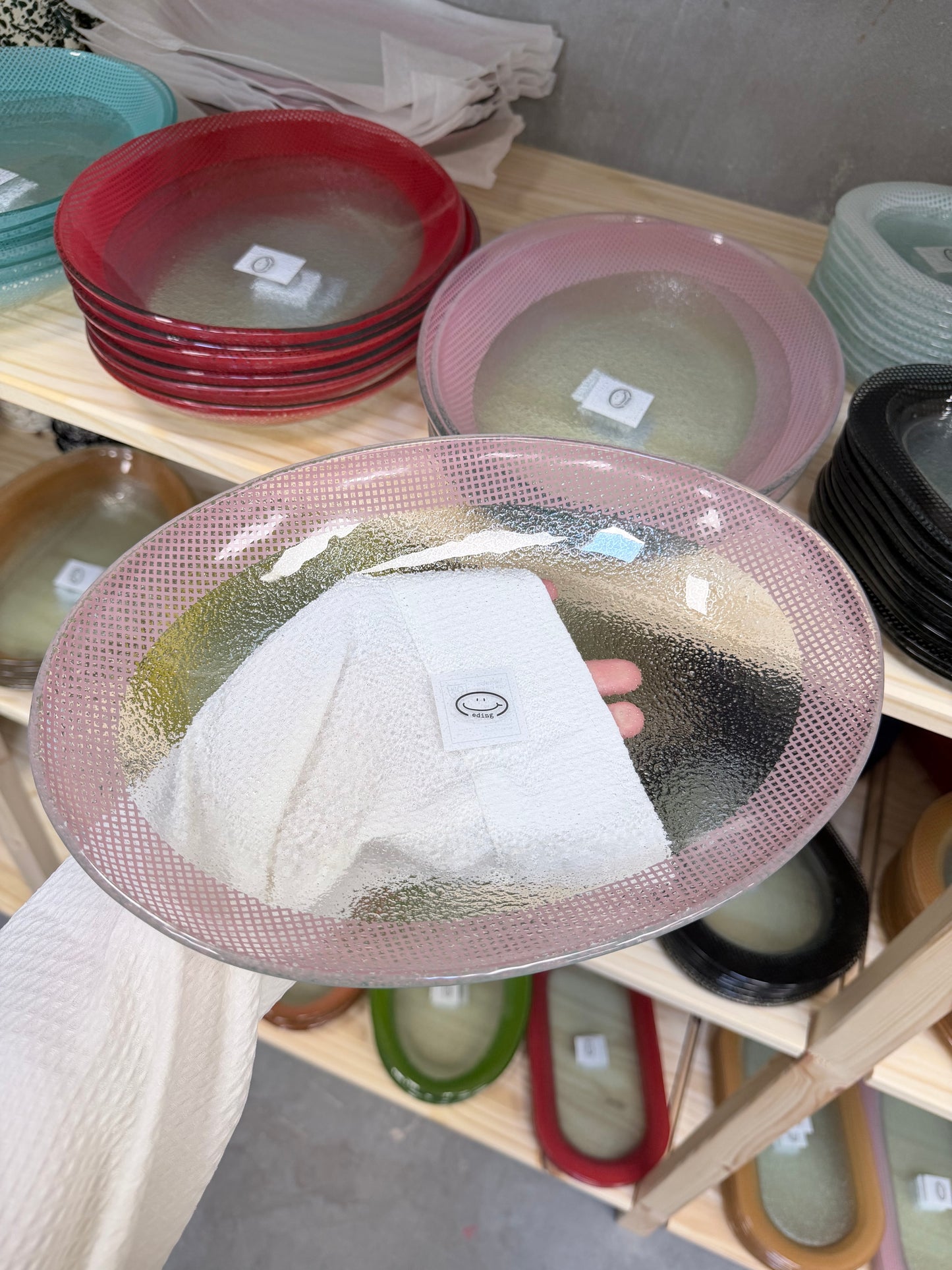 Eding | Checky Glass Almond Deep Plate