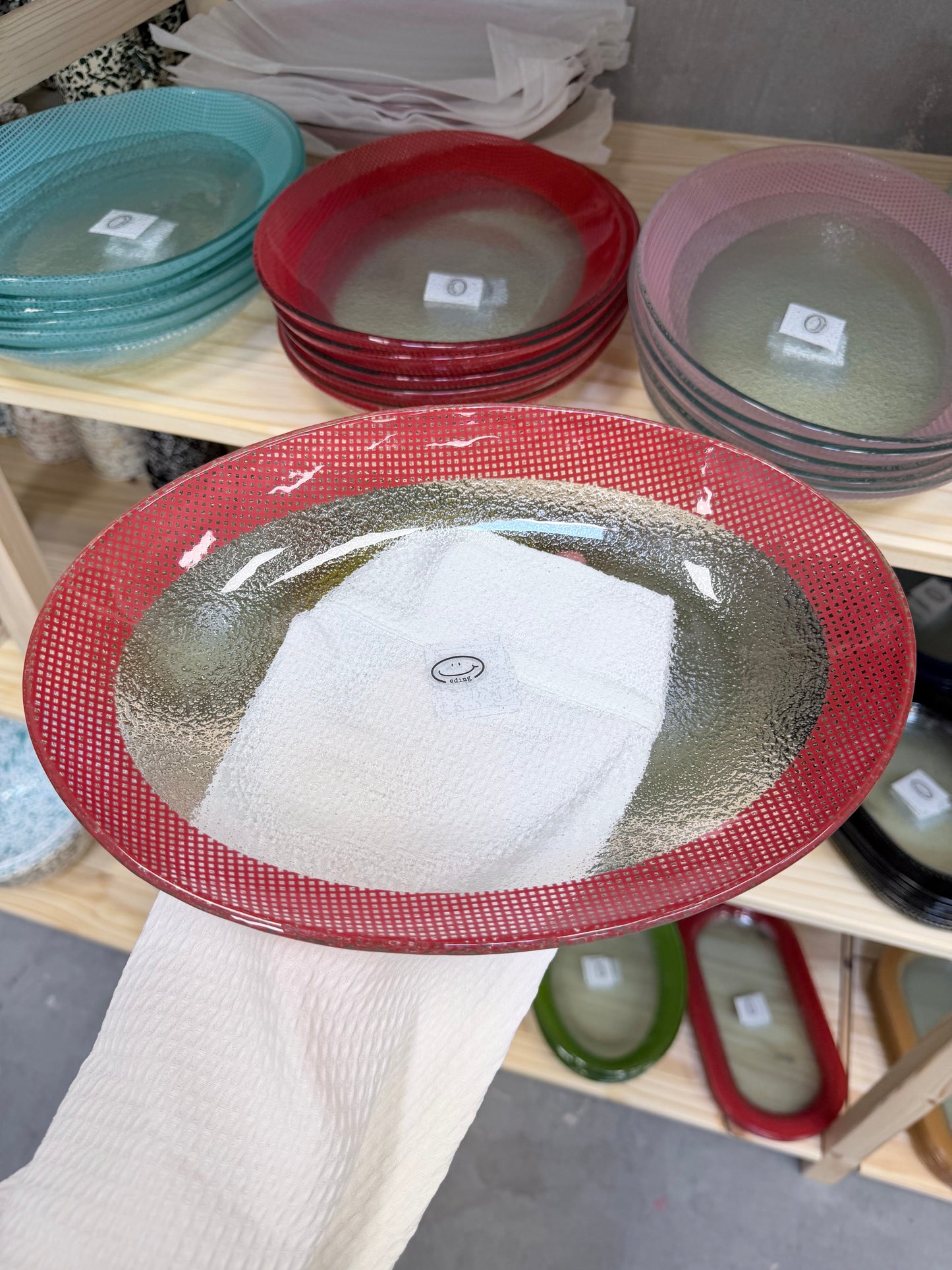 Eding | Checky Glass Almond Deep Plate