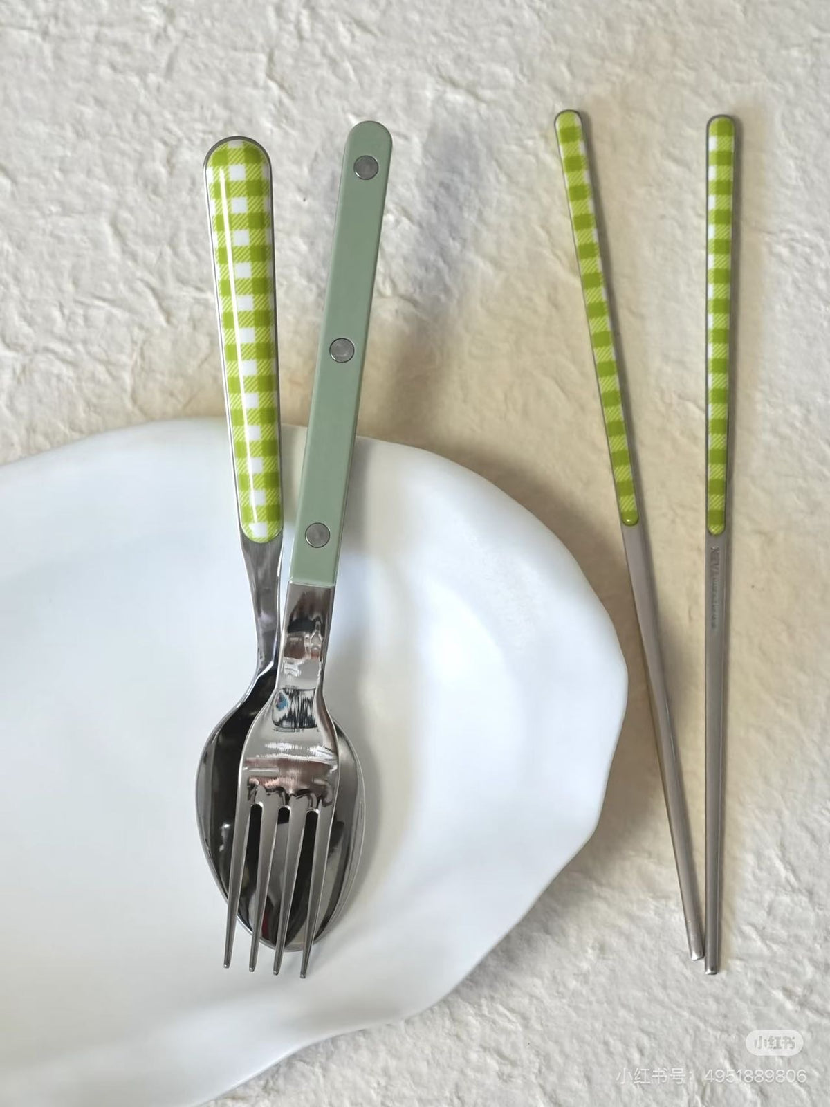 Neva Cultery - Checkered Series Lime