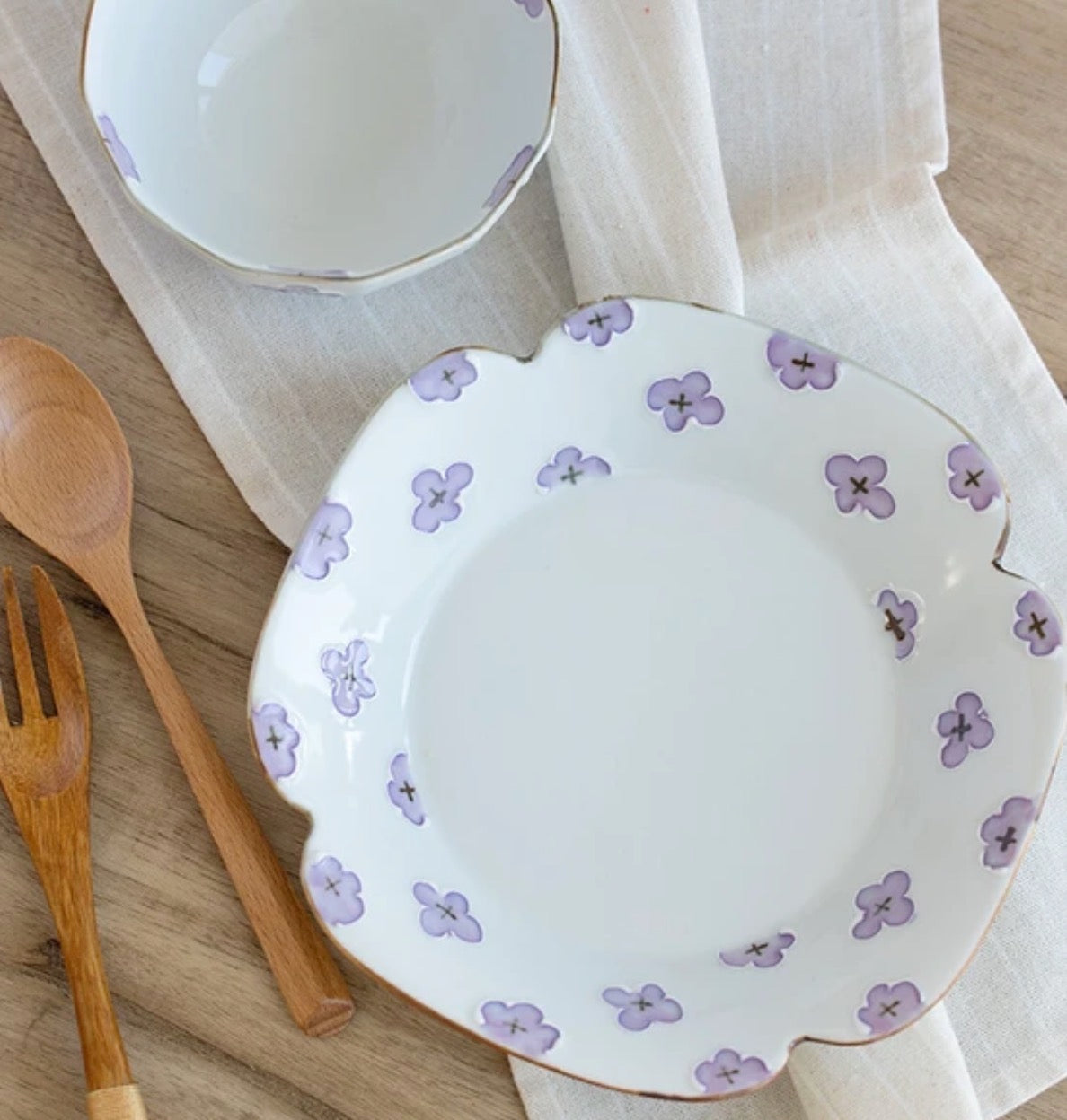 Arita Ware | Purple Flower Deep Plate