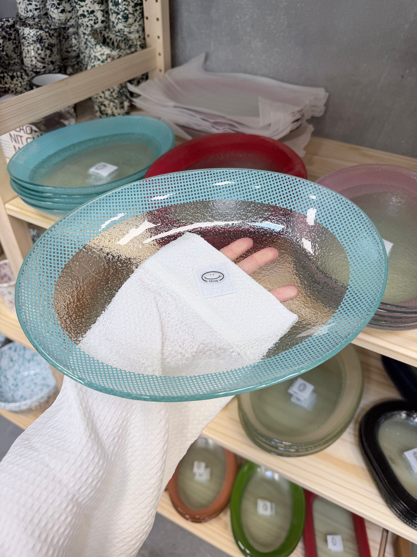 Eding | Checky Glass Almond Deep Plate