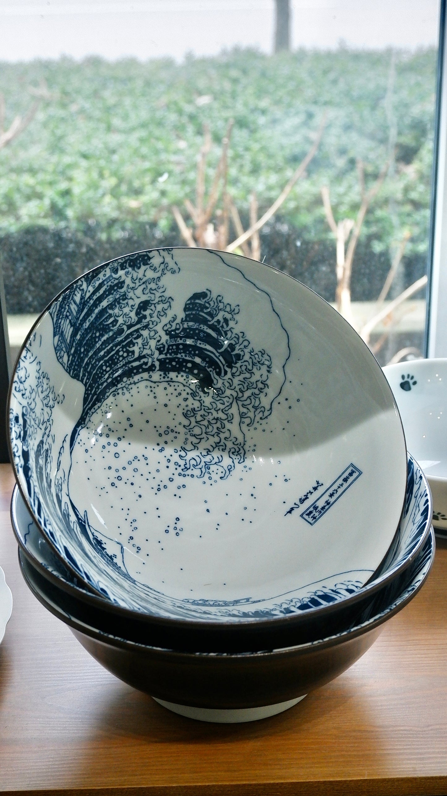 Mino Ware The Great Wave Pattern Large Donburi Bowl