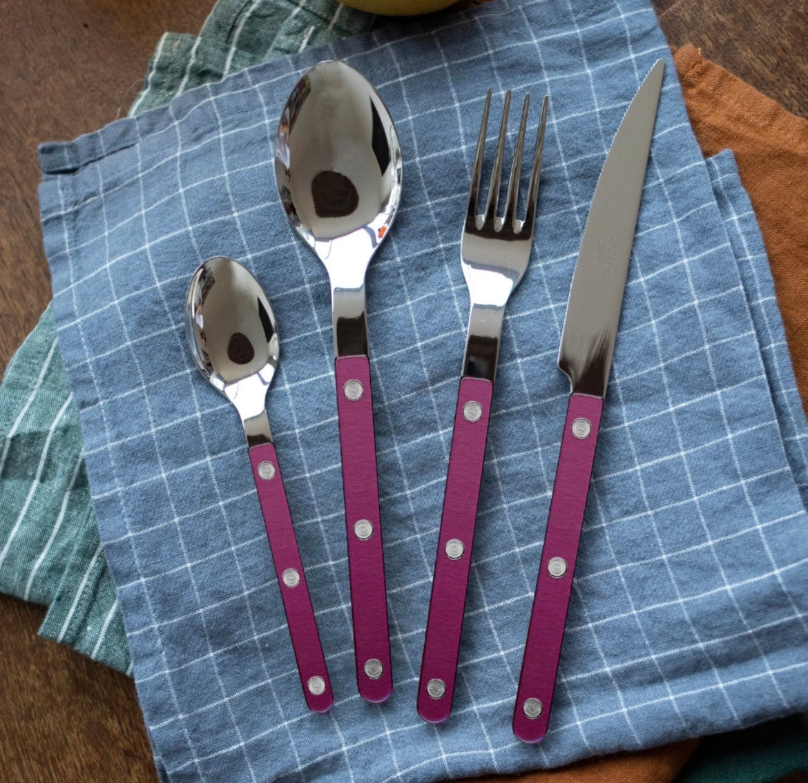 Sabre Paris | Bistrot Pearly Aubergine Collection