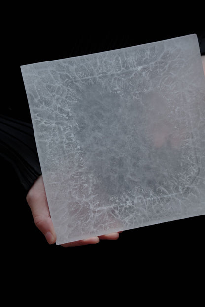 Shiqing Glassware Glaze Art Glass Tray - Fog White
