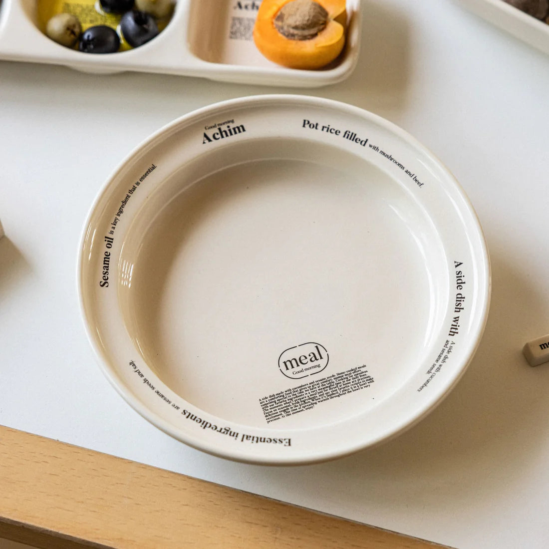 Momur | Weekend 9 Round plate