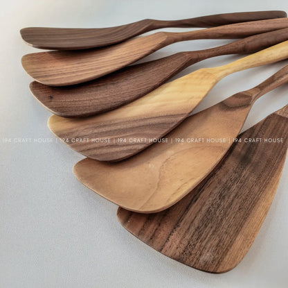 194 Craft House - Walnut Wood Spatula
