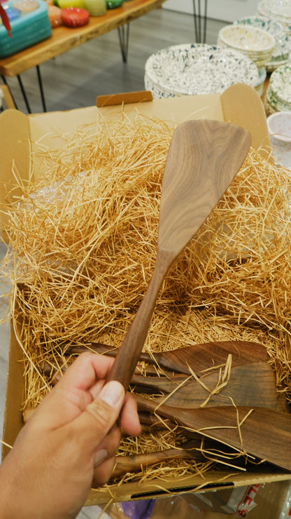 194 Craft House - Walnut Wood Spatula