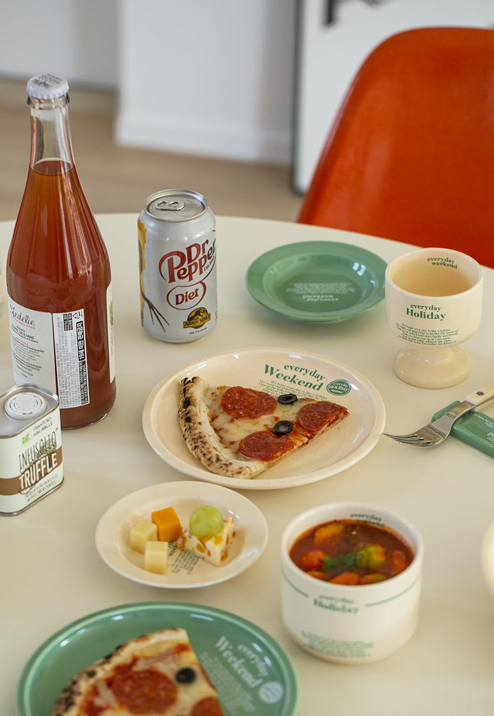 Momur Weekend 4 Holiday Soup Bowl Butter Green