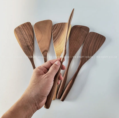 194 Craft House - Walnut Wood Spatula