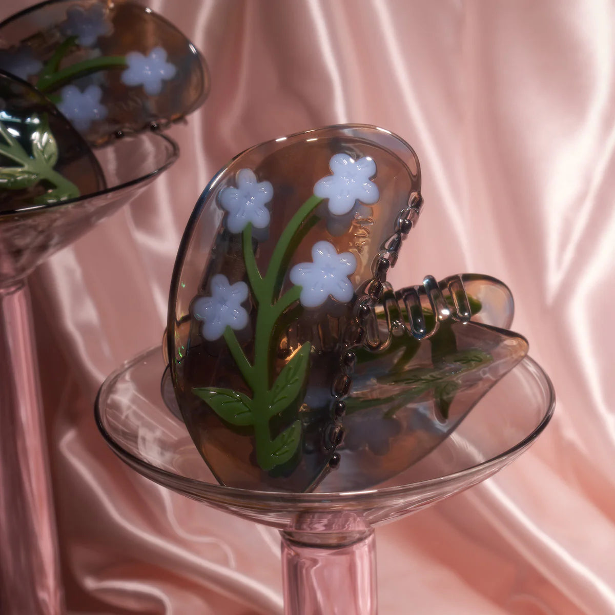 Winona Irene｜Forget-Me-Not Hair Claw