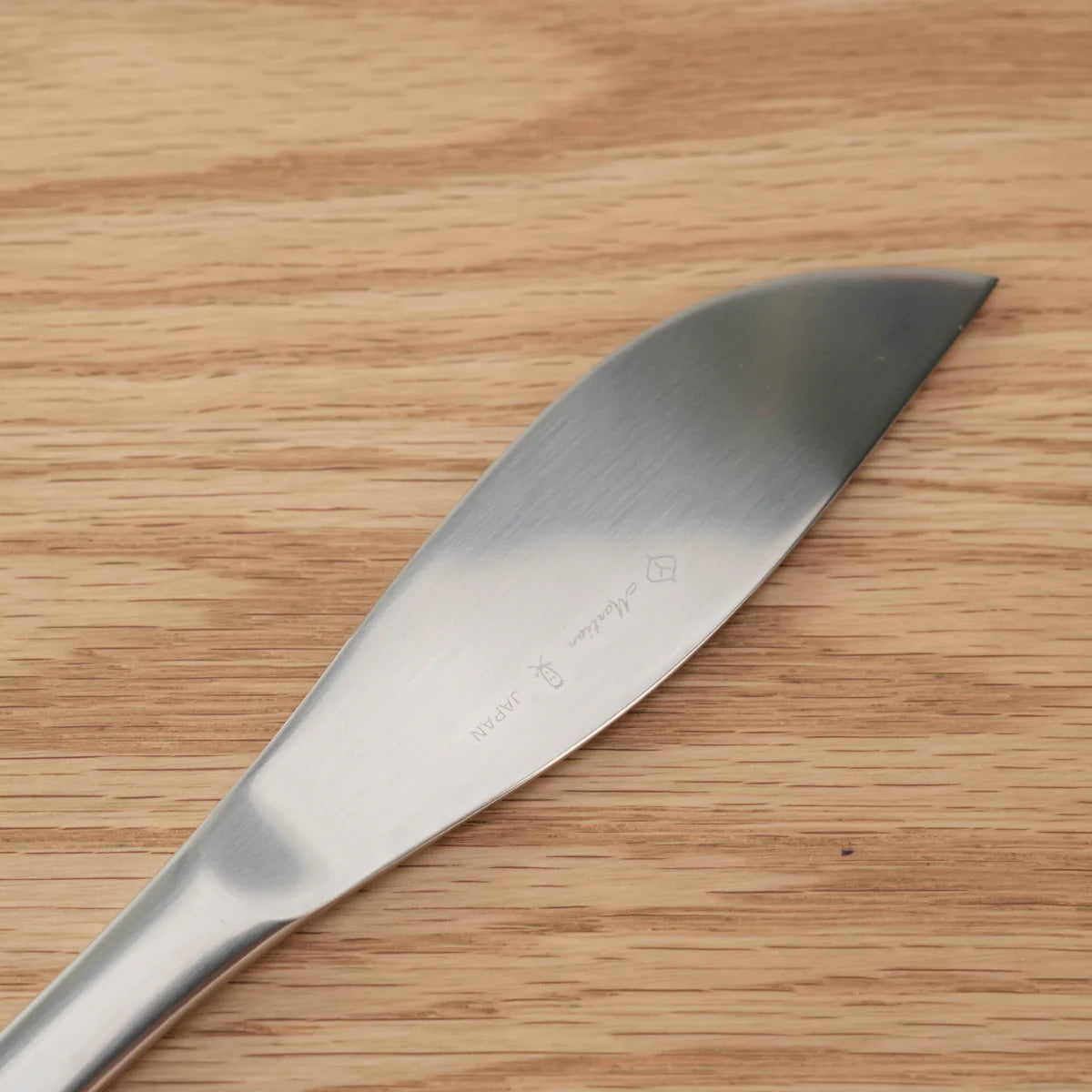 Yanagi Sori Designer |  Dessert Knife