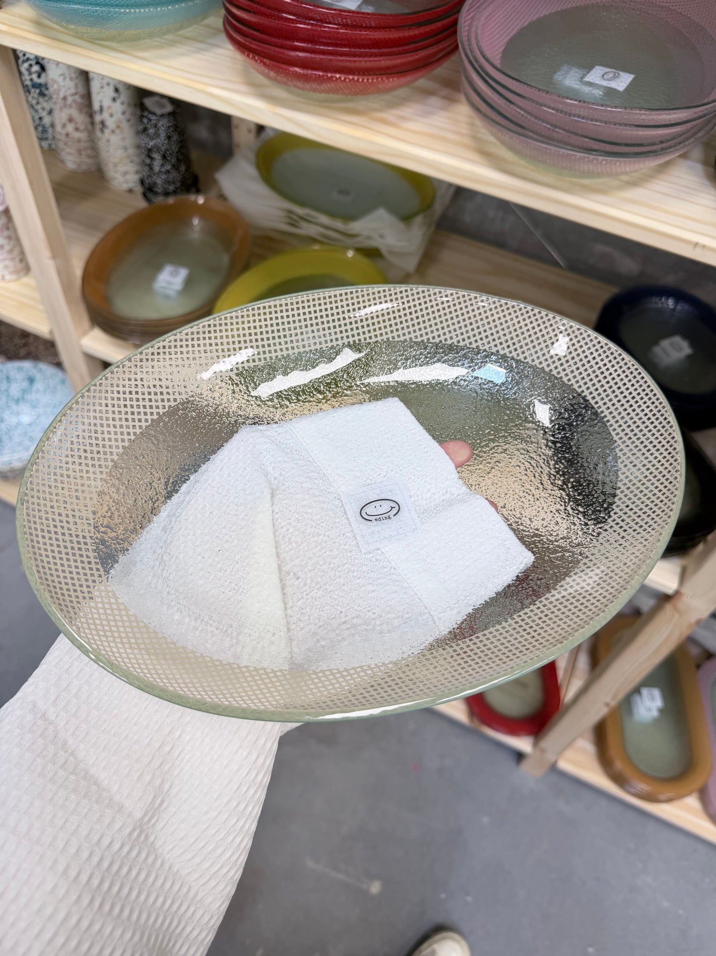 Eding | Checky Glass Almond Deep Plate