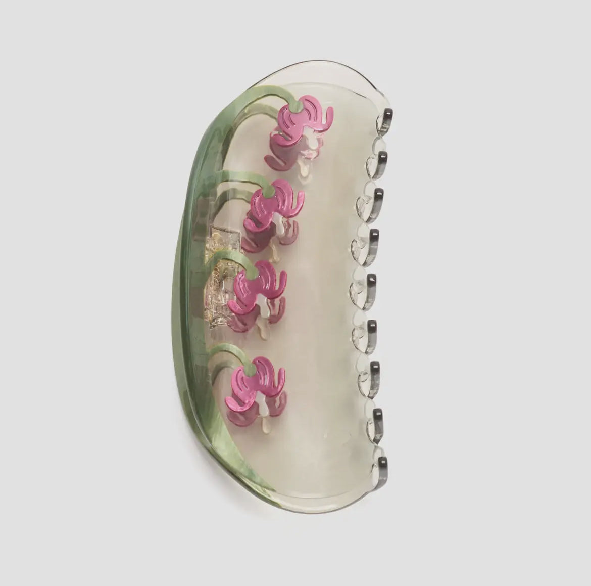 Winona Irene｜Bleeding Heart Flower Long Green Hair Claw Clip