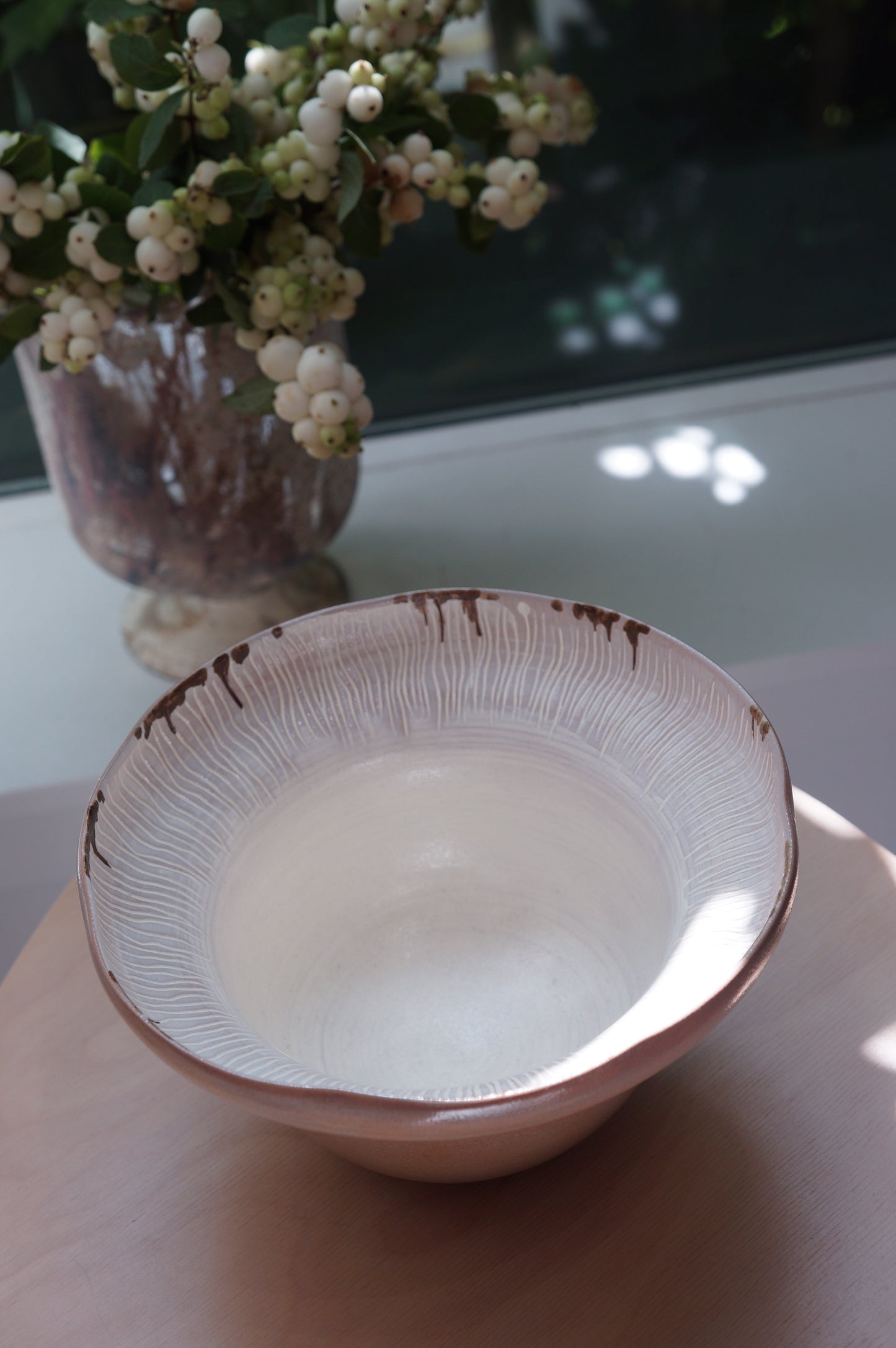 Jingdezhen | Pengfan | Engobe Coating Classic Style Serving Bowl