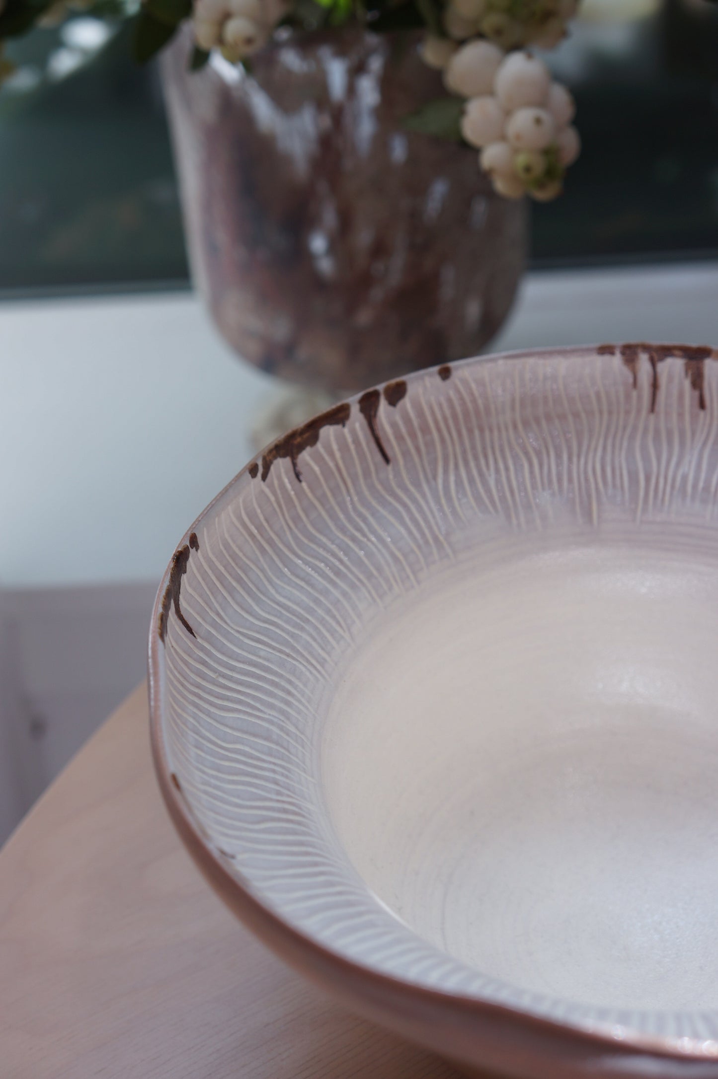 Jingdezhen | Pengfan | Engobe Coating Classic Style Serving Bowl