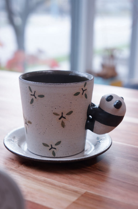 Jingdezhen | Erli | Panda Style Mug & Saucer | Leaf