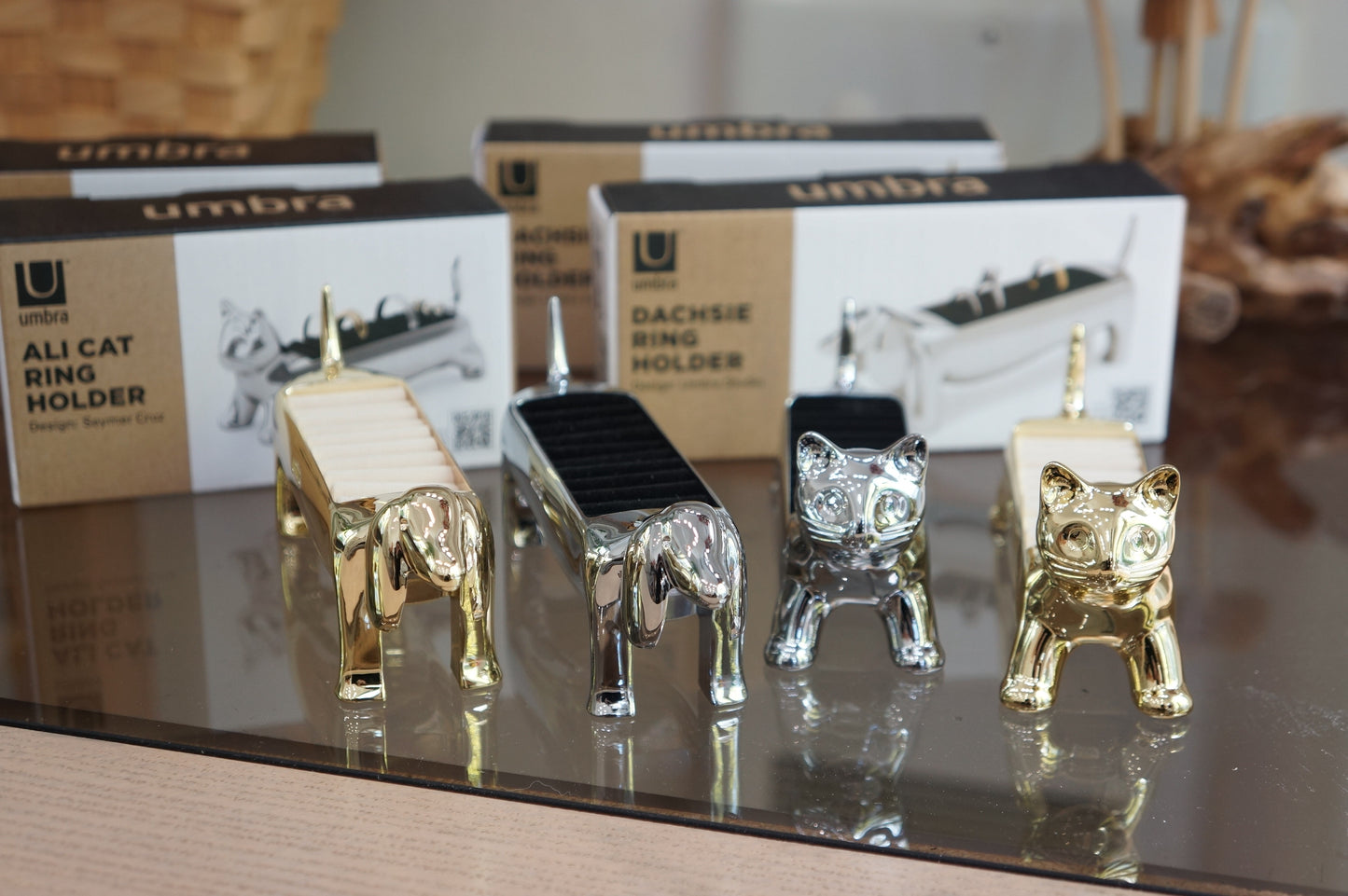 Umbra | Dachsie Ring Holder Cat