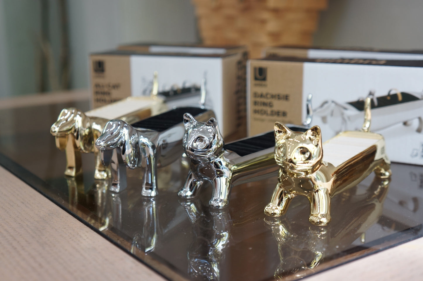 Umbra | Dachsie Ring Holder Cat