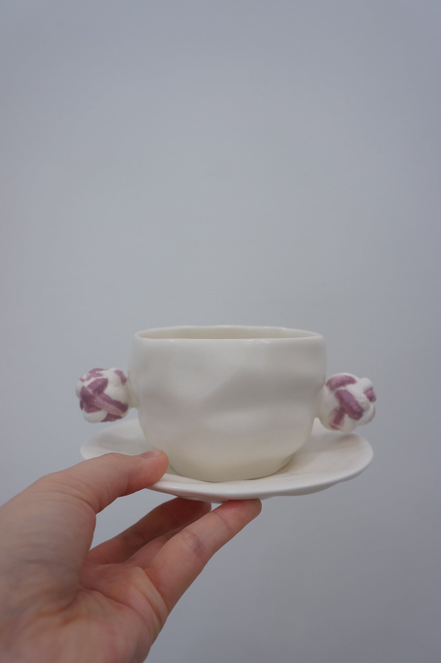 Jingdezhen | Gutou | Corrugation Double Ear Cup & Saucer