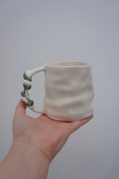 Jingdezhen | Gutou | Corrugation Double Knot Mug