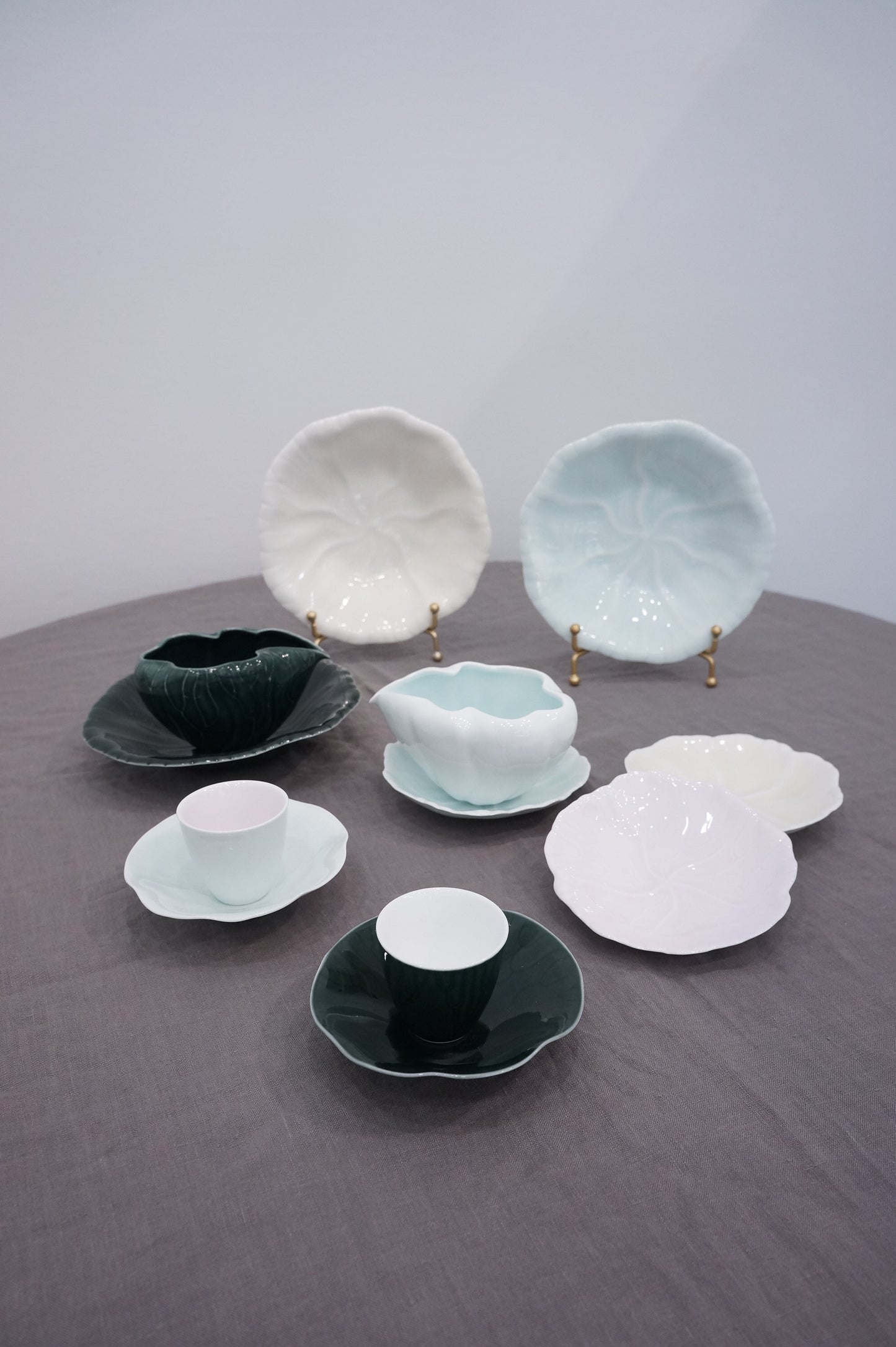 Jingdezhen | Gezhan | Lily Pad Small Dish