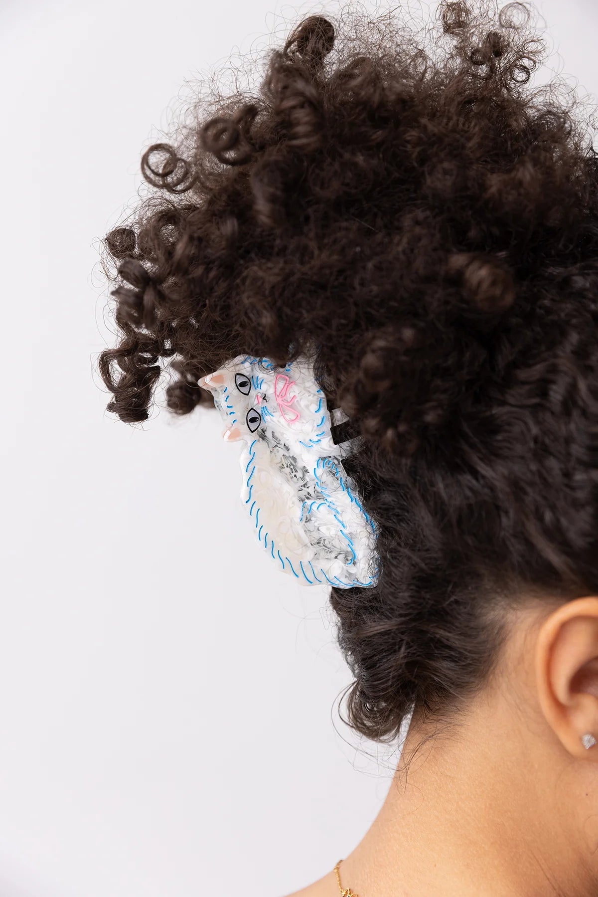 Winona Irene｜Pretty Cat Hair Claw