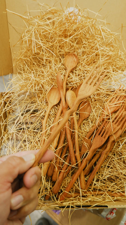 194 Craft House - Wiggly Wooden Fork