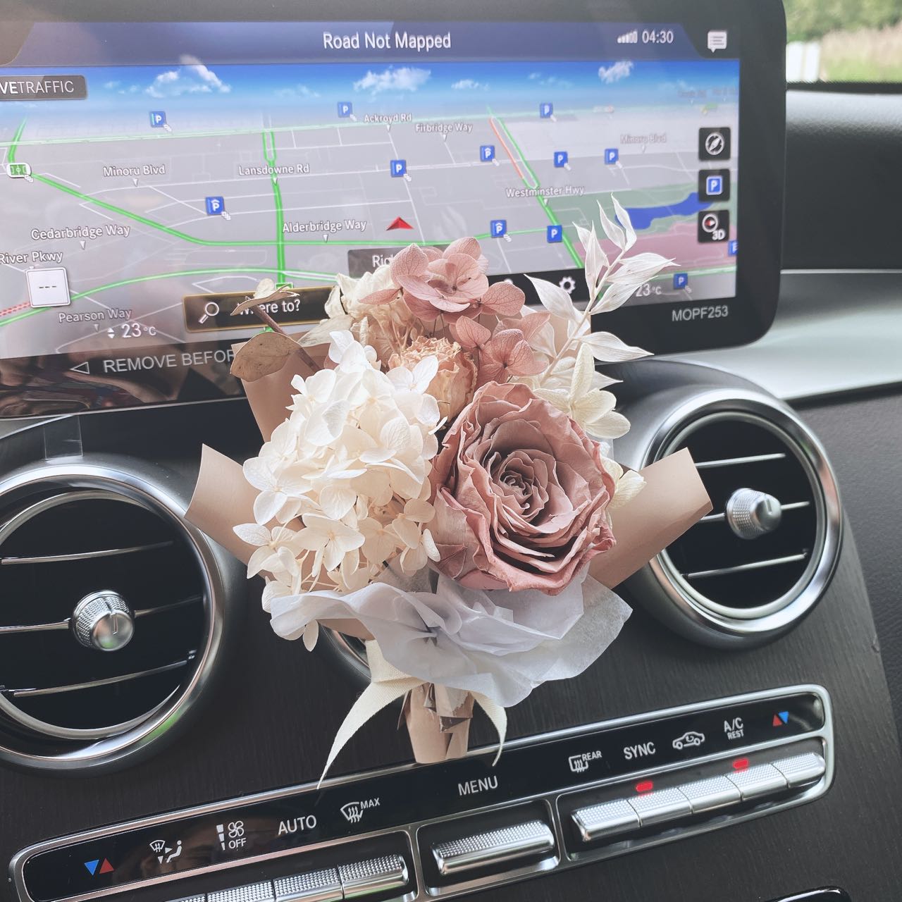 Dried & Preserved Flower Bouquet Car Diffuser