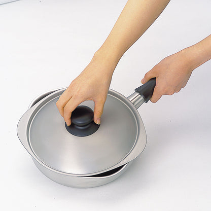 Yanagi Sori Designer one-handled pot 22cm glossy type | Stainless Steel with Lid