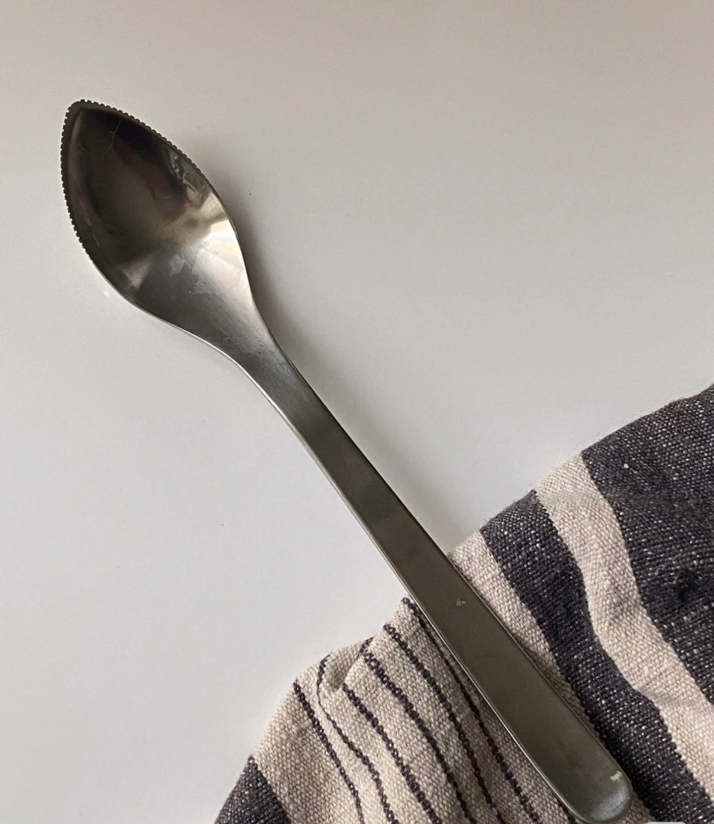 Yanagi Sori Designer |  Fruit Spoon