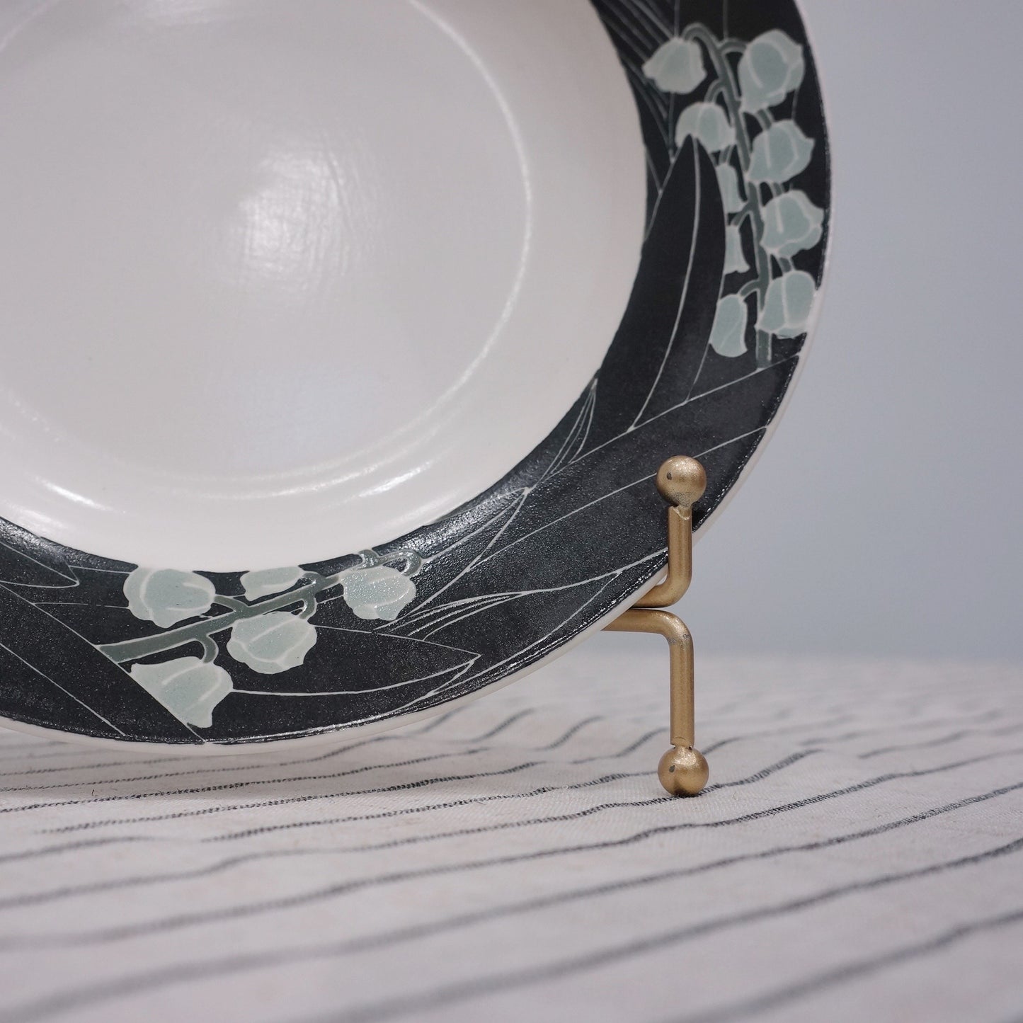 Jingdezhen | Xiaoxi | Handmade Lily of the Valley Collection - Deep Plate