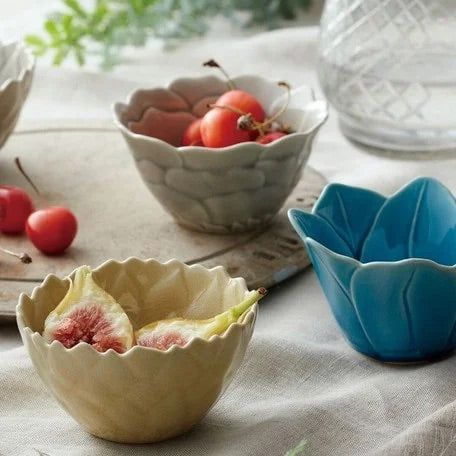 Seto Ware | Flower Bowl - Blue Peony